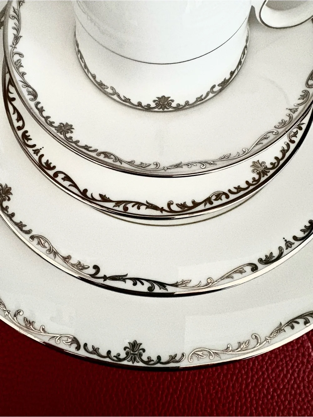 Lenox Coronet Platinum 5 piece Place Setting with Silver Scroll Trim NEW !